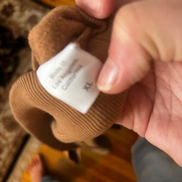 NEW Brown Clare V ciao Sweatshirt - Picture 3 of 4